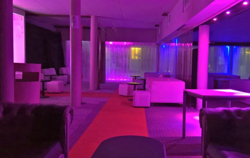 Black Hole Milano | Discoteche e night club a Milano per feste e musica dal vivo | immagine Sala Alberelli