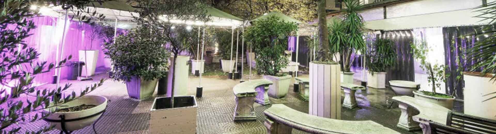 Black Hole Milano | Discoteche e night club a Milano per feste e musica dal vivo | immagine Sala Garden